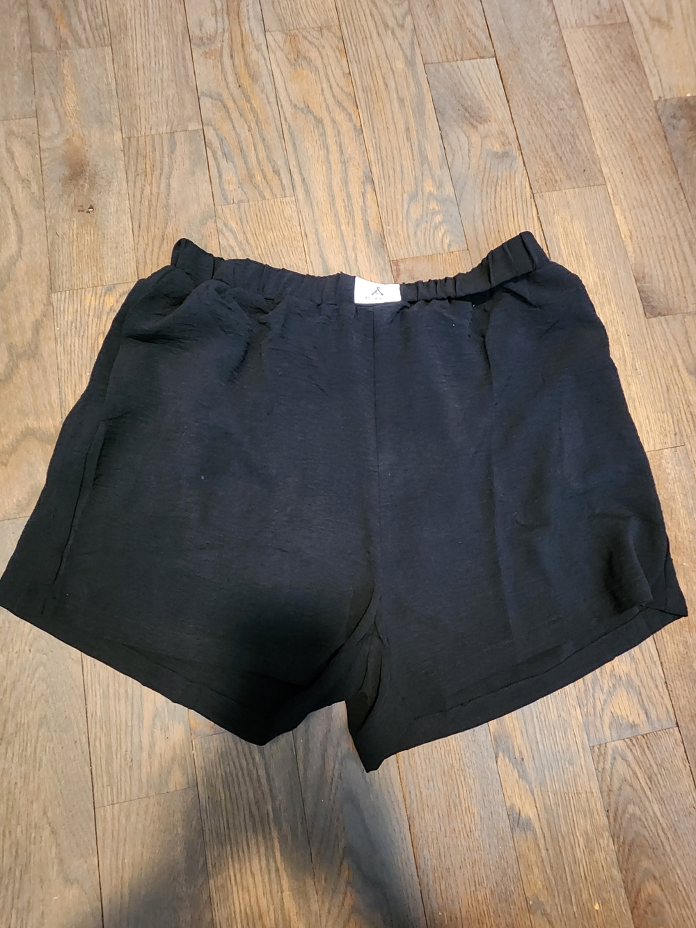 Women's Black Athletic Elastic-Waist Shorts